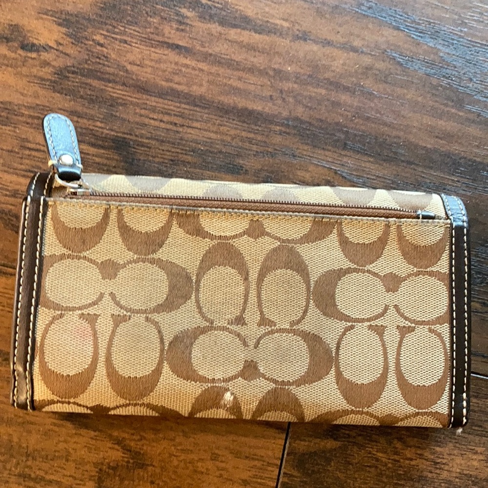 Coach Tan Logo Wallet - Picture 7 of 9